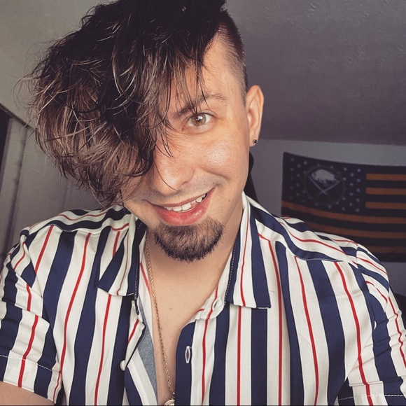 Meet your Posher, Dillin - Picture 1 of 1